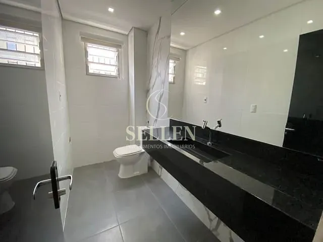 Sala com 300m², para alugar, no bairro Centro em Balneário Camboriú