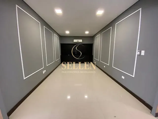 Sala com 300m², para alugar, no bairro Centro em Balneário Camboriú