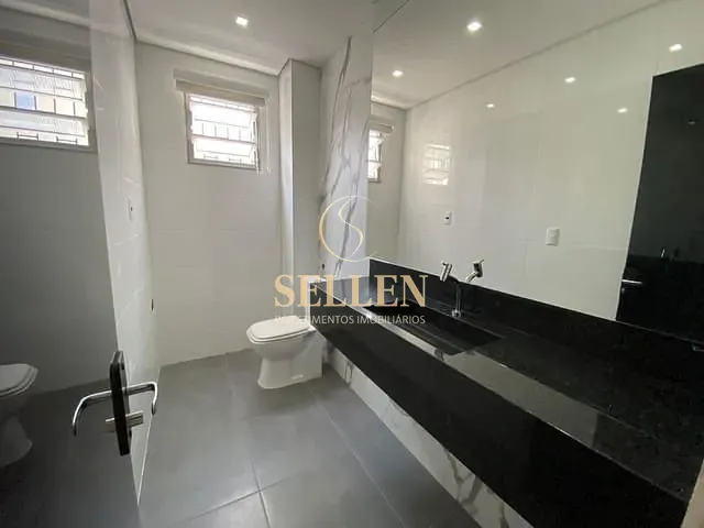 Sala com 300m², para alugar, no bairro Centro em Balneário Camboriú