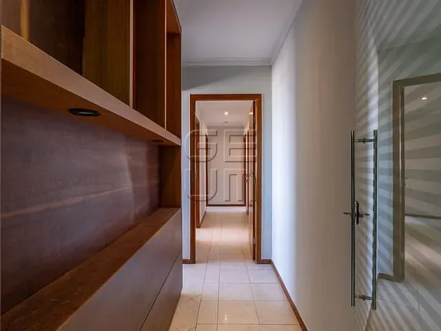 Sala com 147m², à venda, no bairro Centro em Londrina