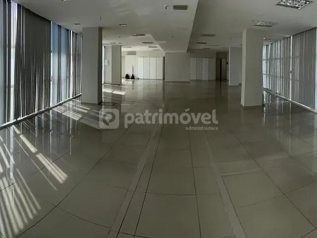 Sala com 254m², para alugar, no bairro Centro em Rio de Janeiro