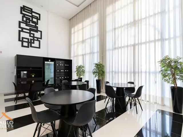 Sala à venda, no bairro Cristo Rei em Curitiba