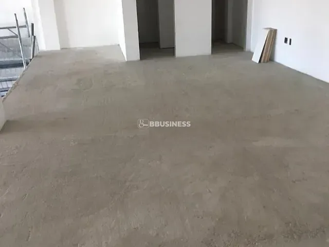 Sala à venda, no bairro Petrópolis em Caxias do Sul