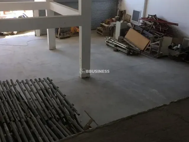 Sala à venda, no bairro Petrópolis em Caxias do Sul