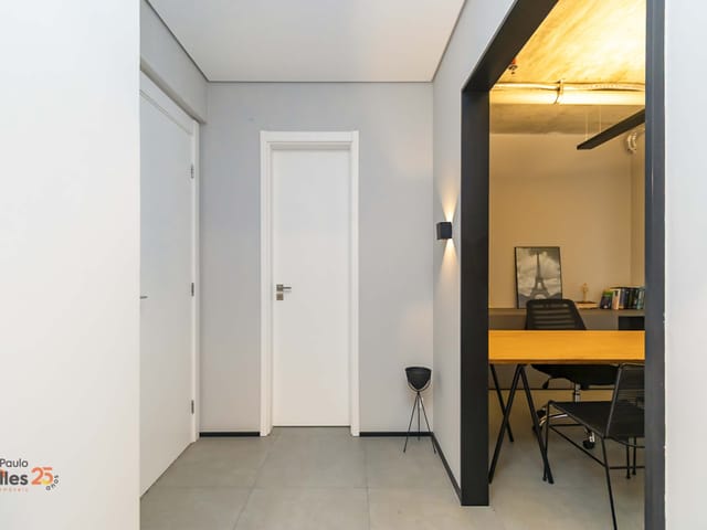 Sala à venda, no bairro Água Verde em Curitiba