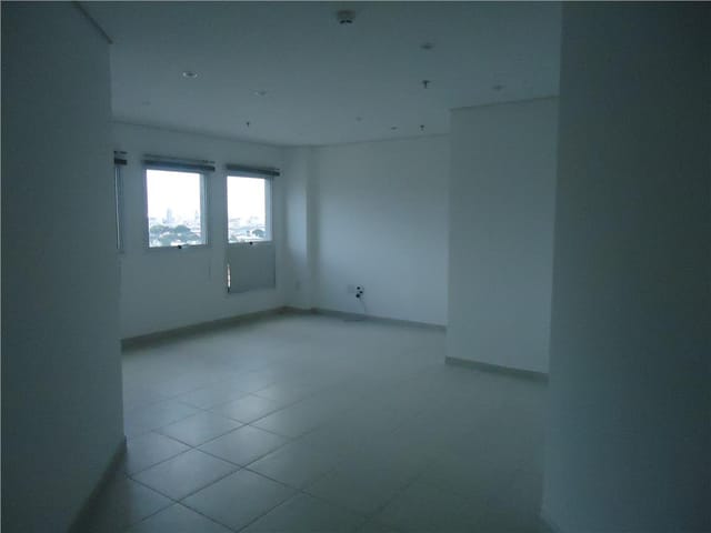 Sala com 30m², para alugar, no bairro Barra Funda em São Paulo