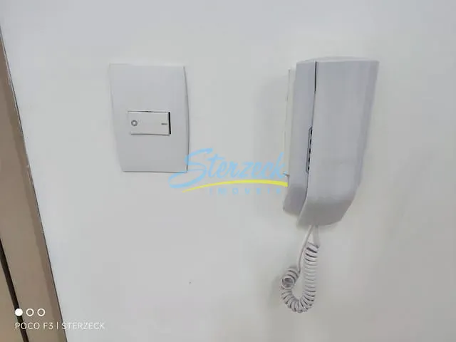 Sala com 34m², para alugar, no bairro Centro em Vinhedo