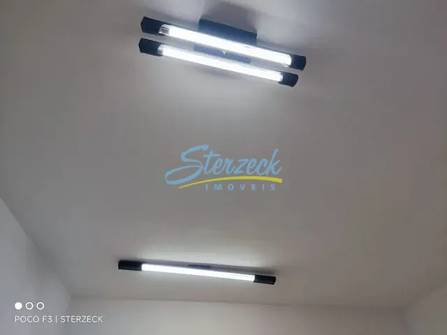 Sala com 34m², para alugar, no bairro Centro em Vinhedo
