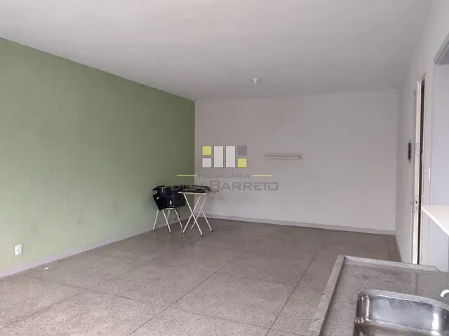 Sala com 28m², para alugar, no bairro Jardim das Palmeiras em Sumaré