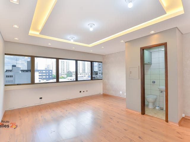 Sala para alugar, no bairro Portão em Curitiba