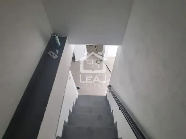 Sala com 100m², para alugar, no bairro Vila das Belezas em São Paulo