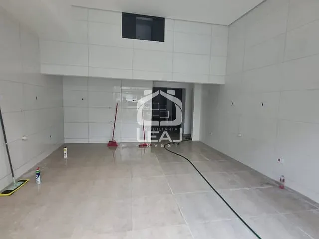 Sala com 100m², para alugar, no bairro Vila das Belezas em São Paulo