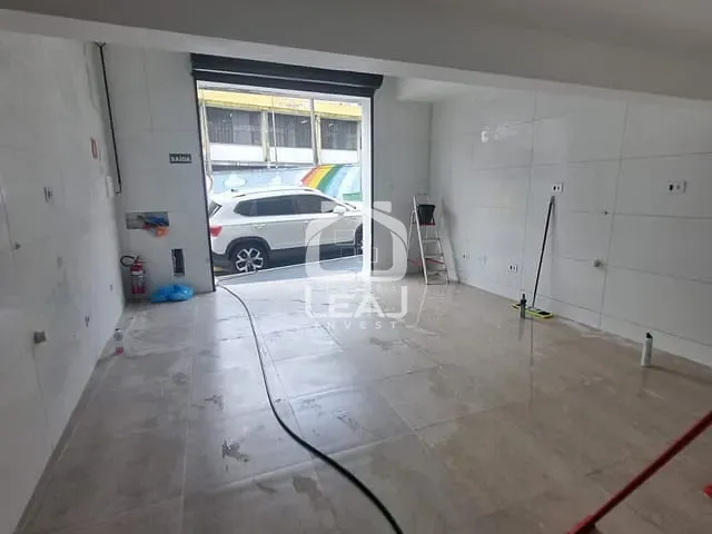 Sala com 100m², para alugar, no bairro Vila das Belezas em São Paulo
