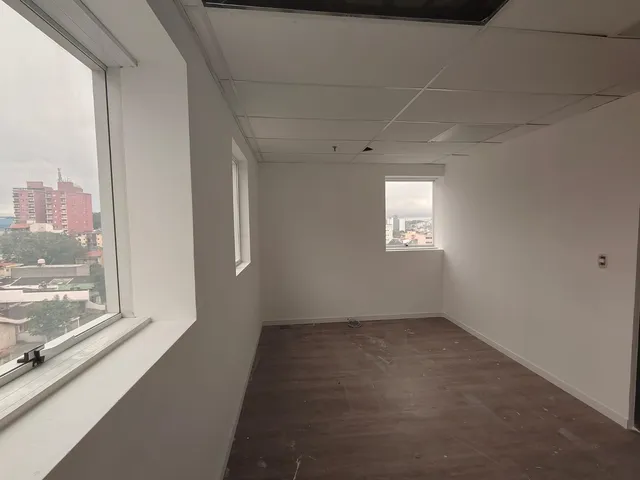 Sala para alugar, no bairro Rudge Ramos em São Bernardo do Campo