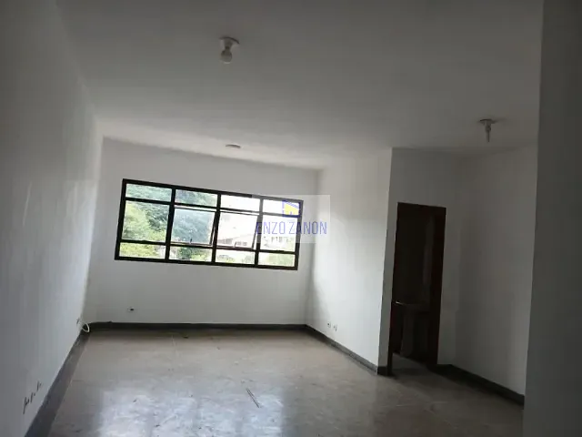 Sala com 30m², para alugar, no bairro Jardim Beatriz em São Bernardo do Campo
