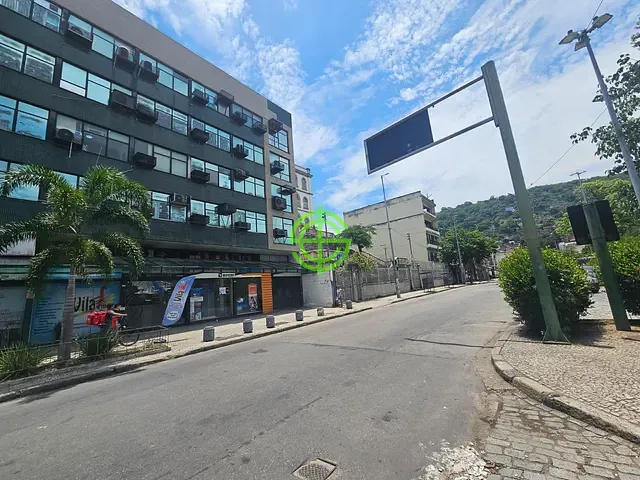 Sala com 31m², para alugar, no bairro Vila Isabel em Rio de Janeiro