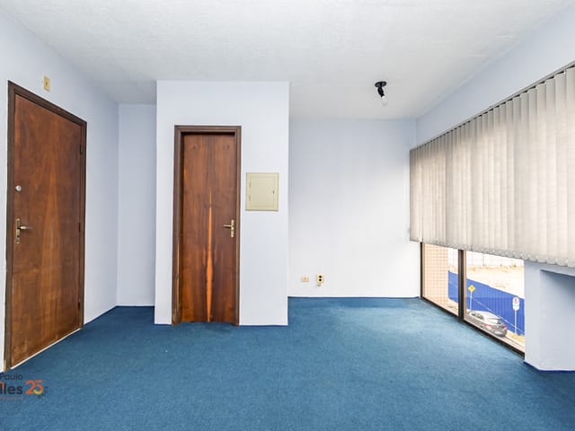 Sala para alugar, no bairro Portão em Curitiba
