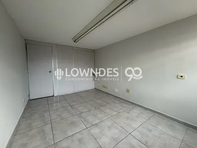 Sala para alugar, no bairro Vila Isabel em Rio de Janeiro