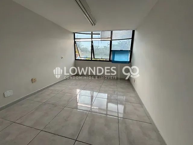 Sala para alugar, no bairro Vila Isabel em Rio de Janeiro