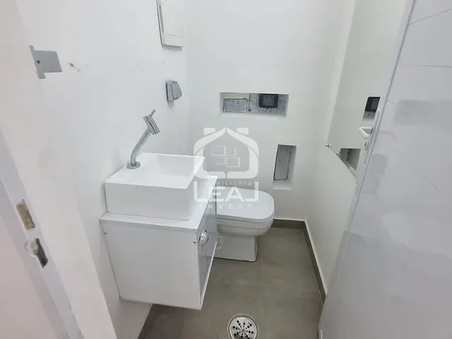 Sala com 21m², para alugar, no bairro Vila das Belezas em São Paulo
