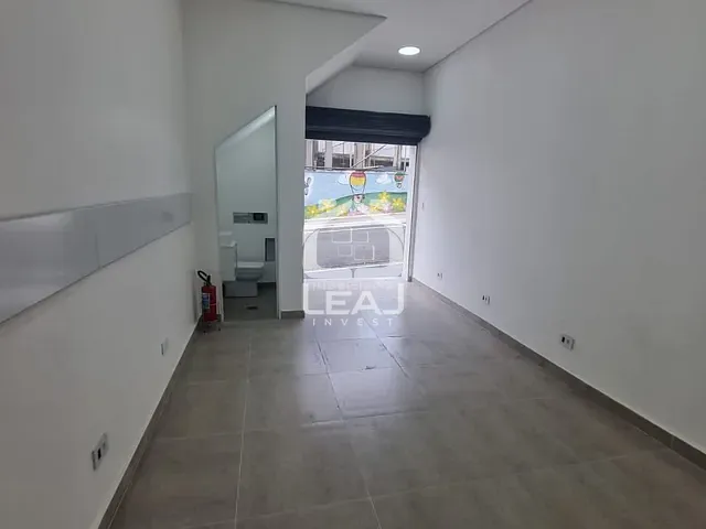 Sala com 21m², para alugar, no bairro Vila das Belezas em São Paulo