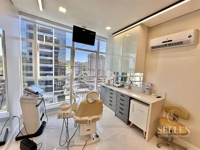 Sala com 50m², à venda, no bairro Fazendinha em Itajaí