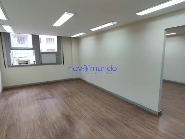Sala com 58m², para alugar, no bairro Centro em Rio de Janeiro