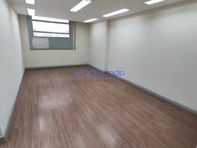 Sala com 58m², para alugar, no bairro Centro em Rio de Janeiro