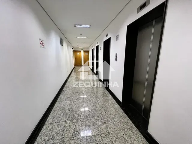 Sala com 32m², à venda, no bairro Centro em Osasco