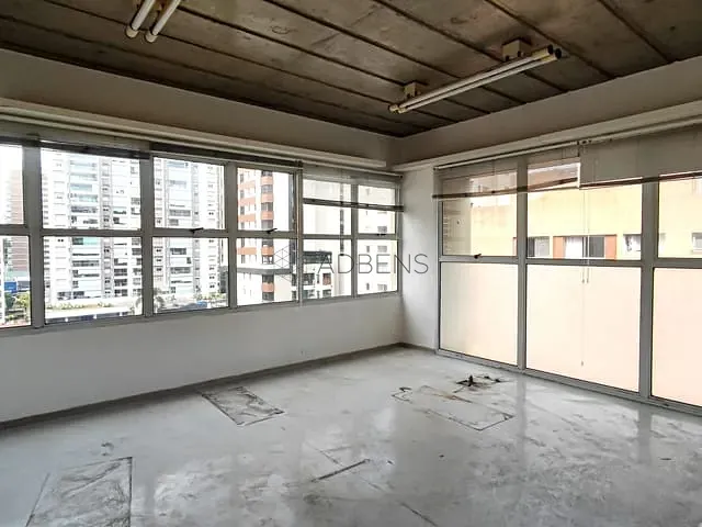 Sala para alugar, no bairro Moema em São Paulo