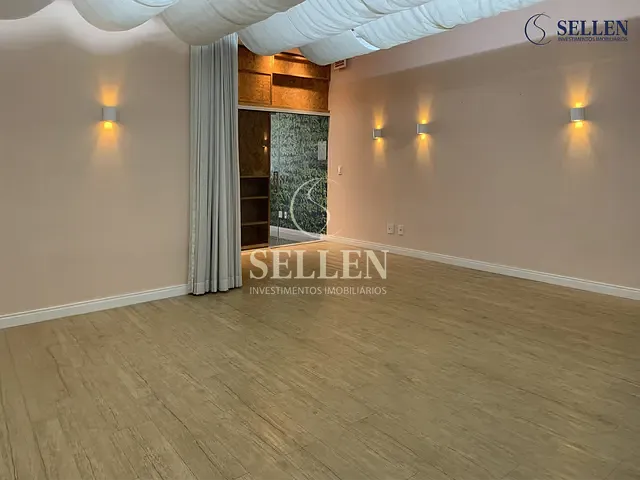 Sala com 112m², para alugar, no bairro Fazenda em Itajaí