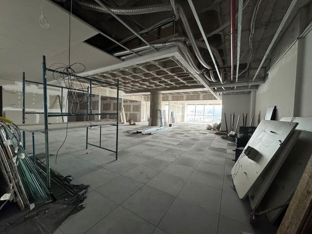 Sala com 332m², para alugar, no bairro Green Valley Alphaville em Barueri