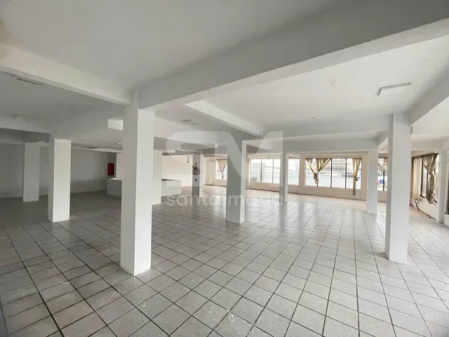 Sala com 400m², para alugar, no bairro Centro em Chapecó