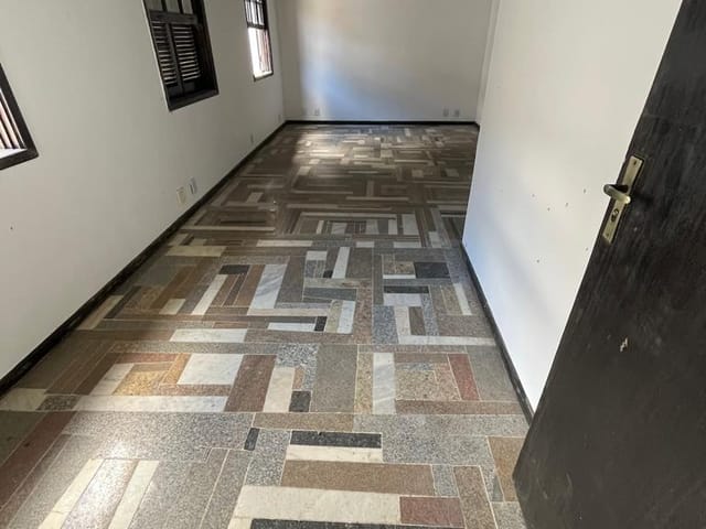 Casa à venda ou para alugar, no bairro Corrêas em Petrópolis