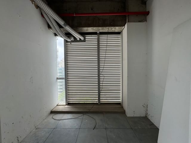 Sala com 332m², para alugar, no bairro Green Valley Alphaville em Barueri