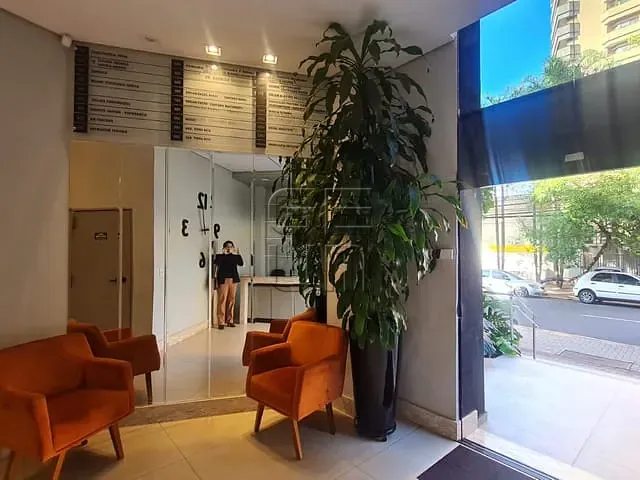 Sala com 96m², à venda, no bairro Centro em Londrina