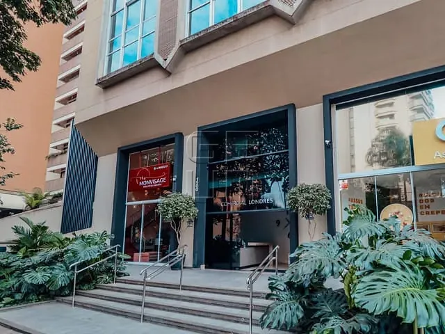 Sala com 96m², à venda, no bairro Centro em Londrina