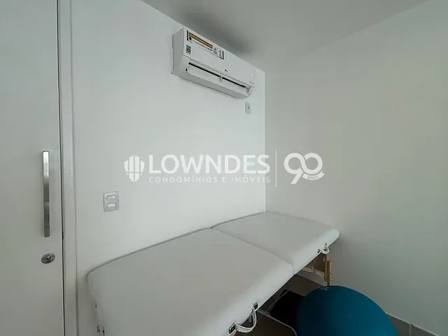 Sala à venda, no bairro Barra da Tijuca em Rio de Janeiro