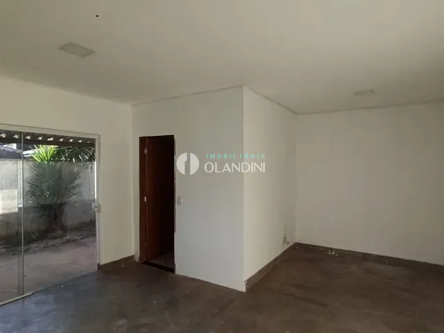Sala com 120m², para alugar, no bairro Centro em Artur Nogueira