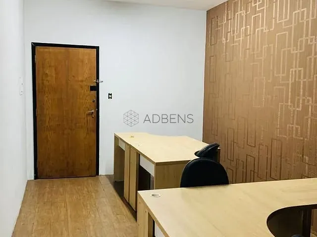 Sala à venda, no bairro República em São Paulo