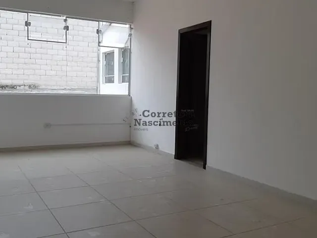 Sala com 110m², para alugar, no bairro Centro em Jacareí