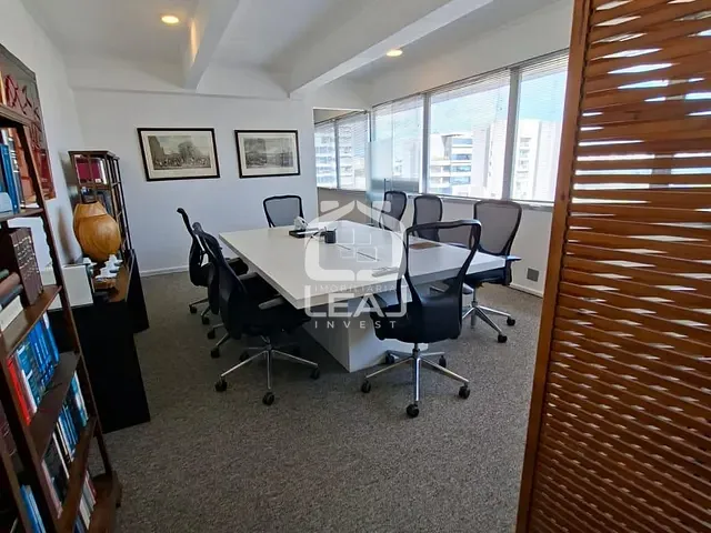 Sala com 179m², para alugar, no bairro Pinheiros em São Paulo