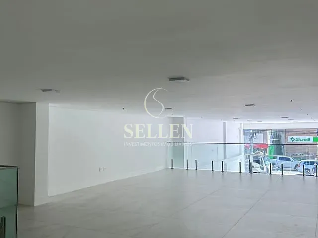 Sala com 277m², para alugar, no bairro Centro em Balneário Camboriú