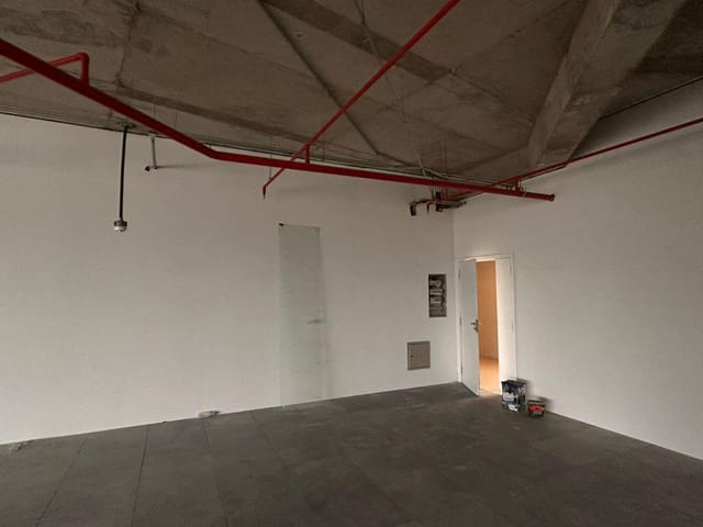 Sala com 220m², para alugar, no bairro Green Valley Alphaville em Barueri