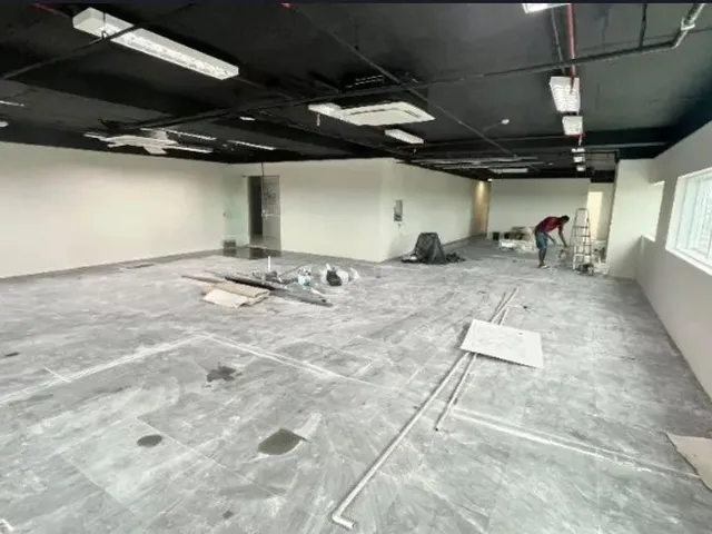 Sala com 10m², para alugar, no bairro Jardim das Colinas em São José Dos Campos