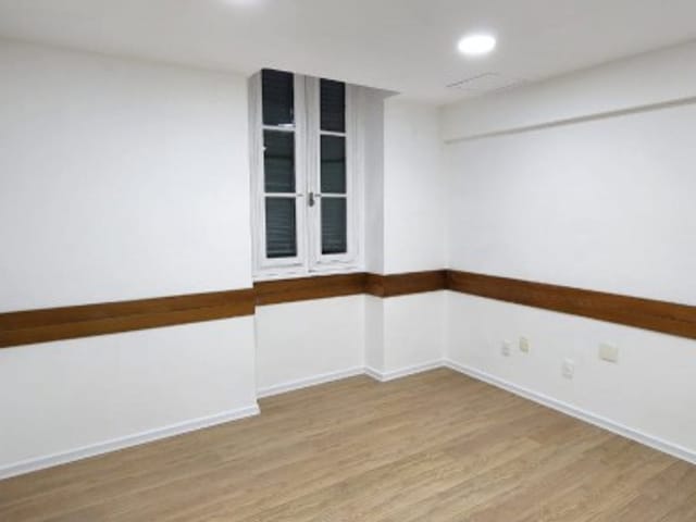 Sala para alugar, no bairro Centro em Petrópolis