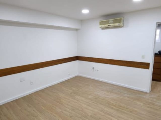 Sala para alugar, no bairro Centro em Petrópolis