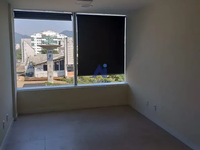 Sala com 22m², à venda, no bairro Recreio dos Bandeirantes em Rio de Janeiro
