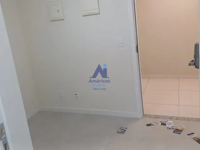 Sala com 22m², à venda, no bairro Recreio dos Bandeirantes em Rio de Janeiro
