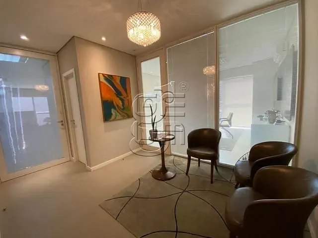 Sala com 235m², à venda, no bairro Gleba Fazenda Palhano em Londrina